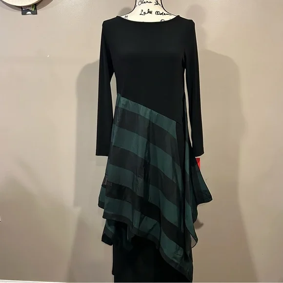 IC Collection Apron ITY Boat Neck Asymmetrical Contrast Layered Dress - Picture 3 of 8